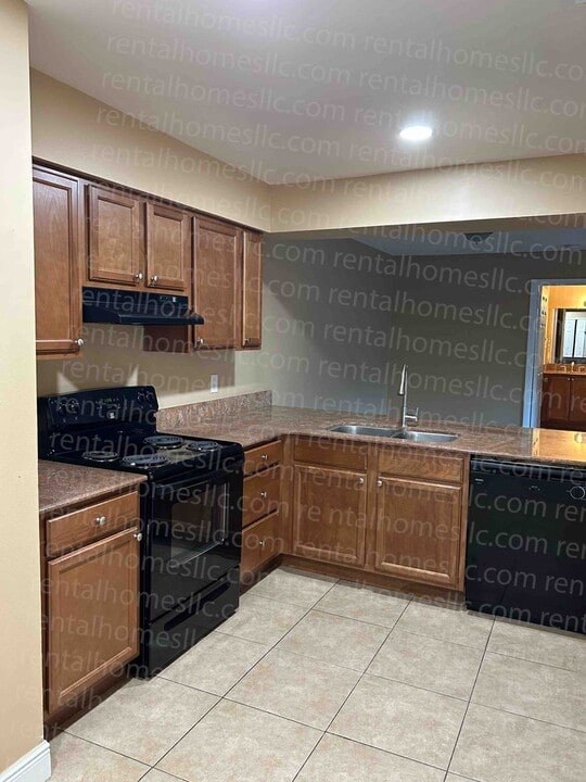 1442 Sophie Blvd in Orlando, FL - Building Photo