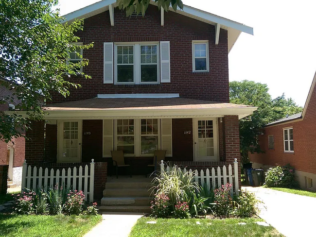 property at 1140 Moorlands Dr