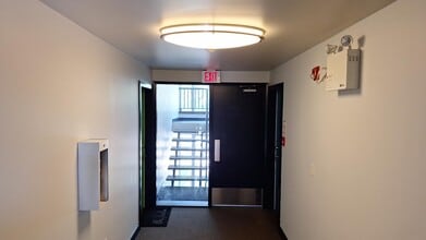 Mission Apartments in Calgary, AB - Building Photo - Building Photo