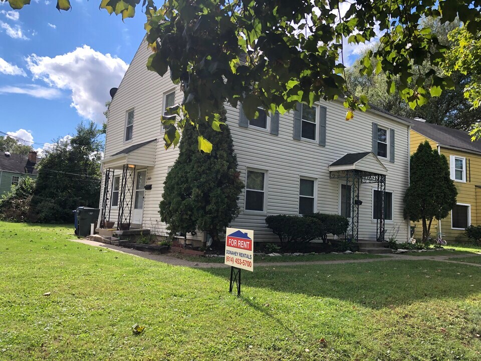 2889 Bellwood Ave in Columbus, OH - Foto de edificio