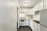 Kedron Ridge Apartments in Olivet, MI - Building Photo - Building Photo