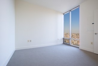 675 S President St, Unit #1507 in Baltimore, MD - Building Photo - Building Photo