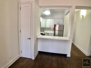 WEST 22 STREET, Unit 7H in New York, NY - Building Photo - Building Photo