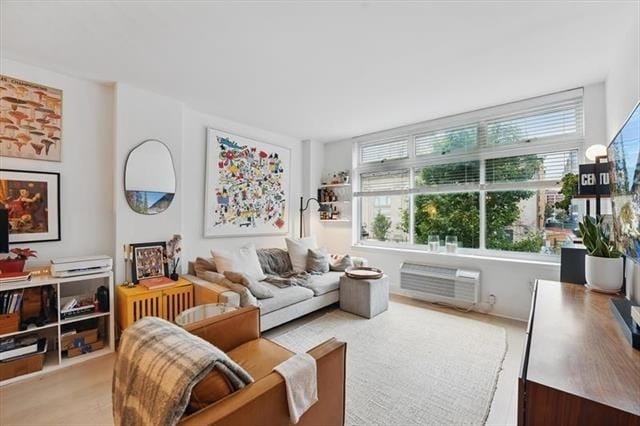 property at 1400 Hudson St