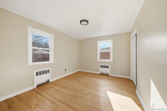 154 Harrison Ave in Yonkers, NY - Foto de edificio - Building Photo