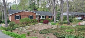 636 Friar Tuck Rd, Unit LL