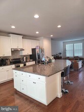 210 Oyster Bay Pl in Solomons, MD - Building Photo - Building Photo