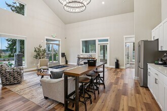 Tahoma Terrace II in Yelm, WA - Building Photo - Building Photo