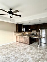 2017 Treasure Oaks Dr in Harlingen, TX - Building Photo - Building Photo