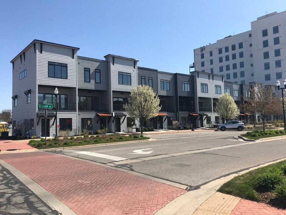 259 W Western Ave in Muskegon, MI - Building Photo