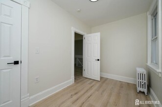 775 Central Pl in Perth Amboy, NJ - Building Photo - Building Photo