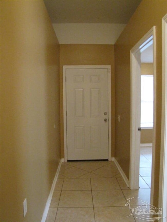 5927 Bilek Dr in Pensacola, FL - Building Photo - Building Photo
