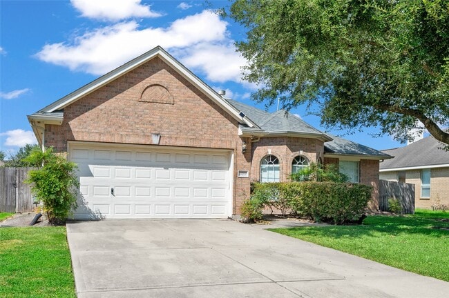 11402 Bucks Bridge Ln in Sugar Land, TX - Building Photo - Building Photo
