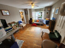 109 High St, Unit 2 in St. Albans, VT - Building Photo