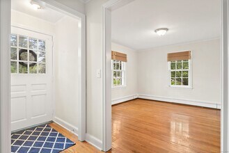 95 Lalley Blvd in Fairfield, CT - Building Photo - Building Photo