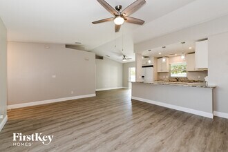 161 Kamal Pkwy in Cape Coral, FL - Building Photo - Building Photo