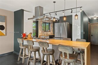 4315 SW 97th Ct in Miami, FL - Building Photo - Building Photo