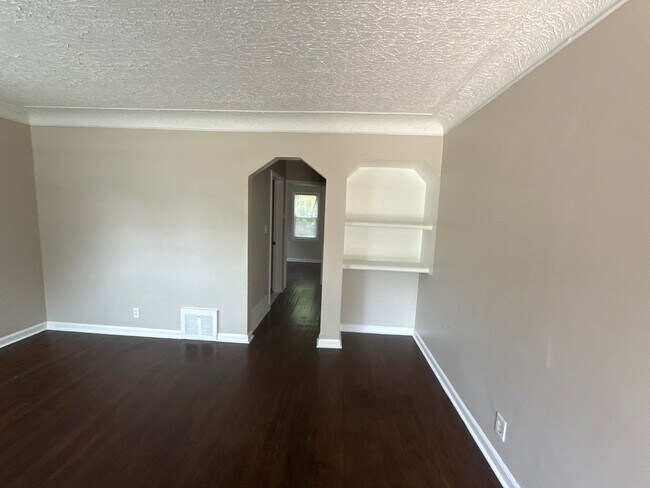 10863 Marne St in Detroit, MI - Building Photo - Building Photo