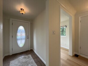 6435 NE 26th Ave in Portland, OR - Building Photo - Building Photo