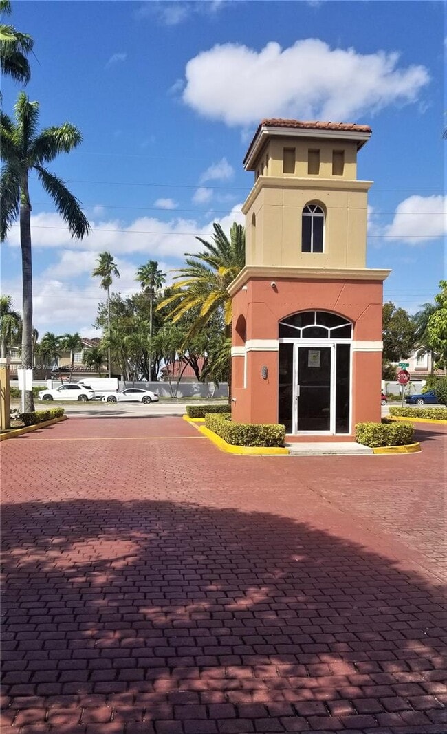 15250 SW 134th Pl in Miami, FL - Building Photo - Building Photo