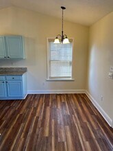 825 9th Ave W in Hendersonville, NC - Building Photo - Building Photo