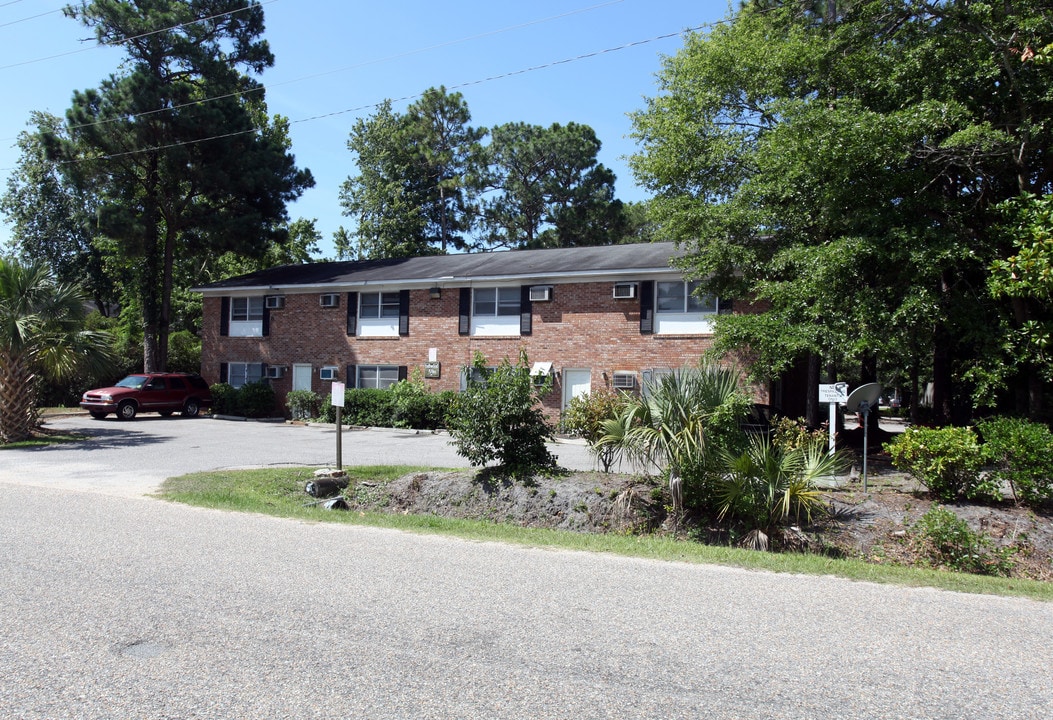 Eastwood Arms in Myrtle Beach, SC - Building Photo