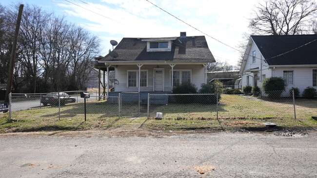 327 Rose St in Nashville, TN - Building Photo - Building Photo