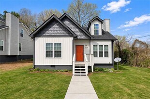 2259 Sisk St NW in Atlanta, GA - Building Photo