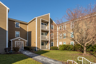 The Groves at Summer Hill in Plymouth, MA - Building Photo