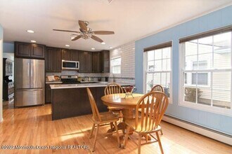 12 Paradise Blvd in Toms River, NJ - Building Photo - Building Photo