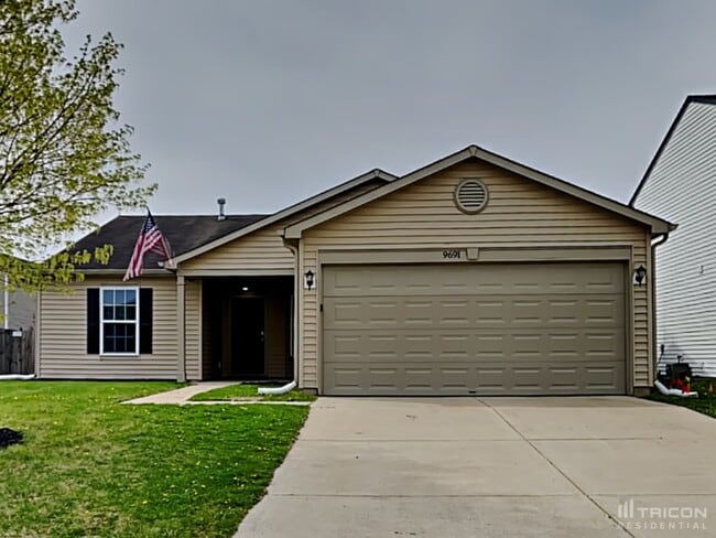9691 W Quarter Moon Dr in Pendleton, IN - Building Photo - Building Photo