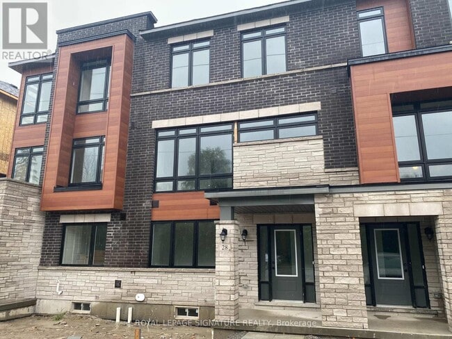 28 Cunliffe Ln in Ajax, ON - Building Photo - Building Photo