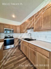 8041 E Tencate Pl in Sioux Falls, SD - Building Photo - Building Photo