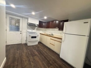 115 Green Rd in Hamilton, ON - Building Photo - Building Photo