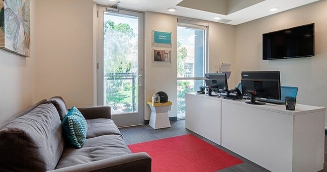 Social 28 Apartments in Gainesville, FL - Building Photo - Building Photo