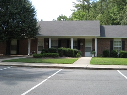 Meadows Apartments in Raeford, NC - Foto de edificio