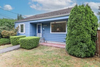 3448 34th Ave W-Unit -UX-SHA3450 in Seattle, WA - Building Photo - Building Photo