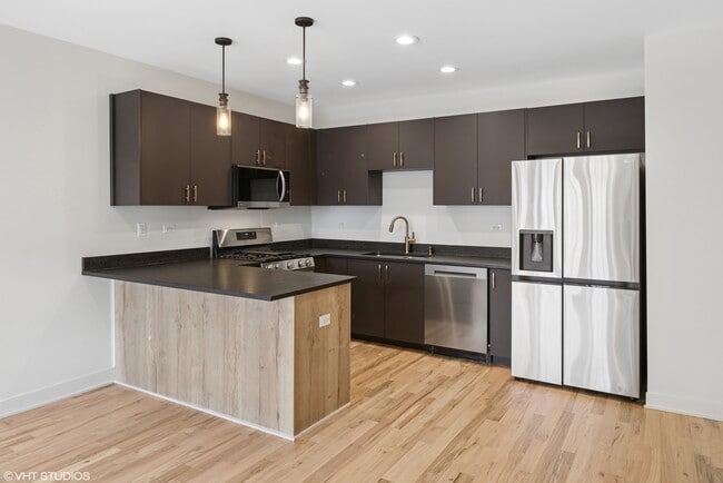 1246 S Fairfield Ave in Chicago, IL - Building Photo - Building Photo