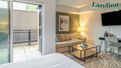 4609 Union Bay Pl NE-Unit -209.856042 in Seattle, WA - Building Photo - Building Photo