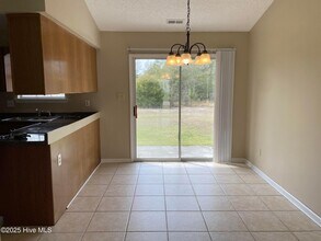 206 S Ginger Dr in Hubert, NC - Building Photo - Building Photo