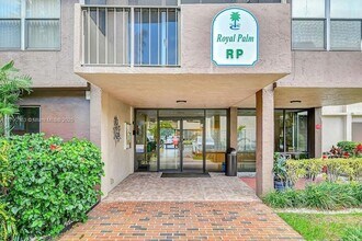 777 S Federal Hwy, Unit RP405 in Pompano Beach, FL - Building Photo - Building Photo