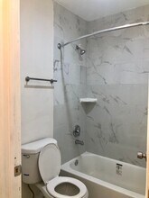 256 S Alexandria Ave in Los Angeles, CA - Foto de edificio - Building Photo