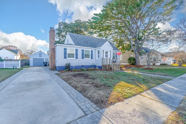 405 Farrell St in Norfolk, VA - Foto de edificio - Building Photo