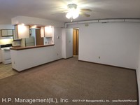 Hickory Grove Apartments in Edwardsville, IL - Building Photo - Building Photo