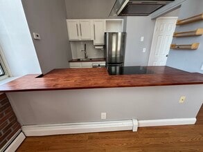 116 Court St in New Haven, CT - Building Photo - Building Photo
