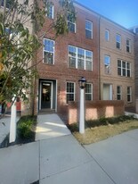 302 Frederick Wy in Cranberry Township, PA - Building Photo
