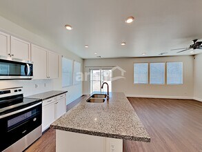 1459 Garden Swing Ave in North Las Vegas, NV - Building Photo - Building Photo