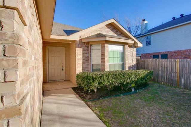 10708 Braemoor Dr in Haslet, TX - Building Photo - Building Photo