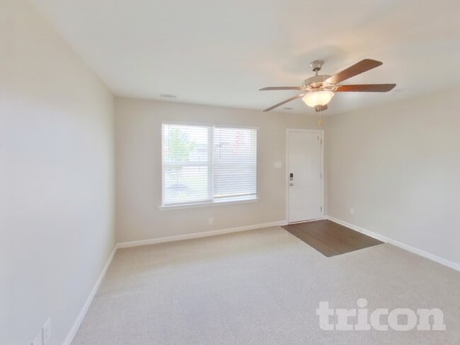 3412 Vedette Ln in Murfreesboro, TN - Foto de edificio - Building Photo