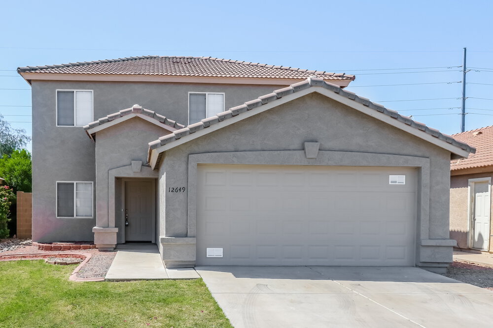 12649 W Charter Oak Rd in El Mirage, AZ - Building Photo